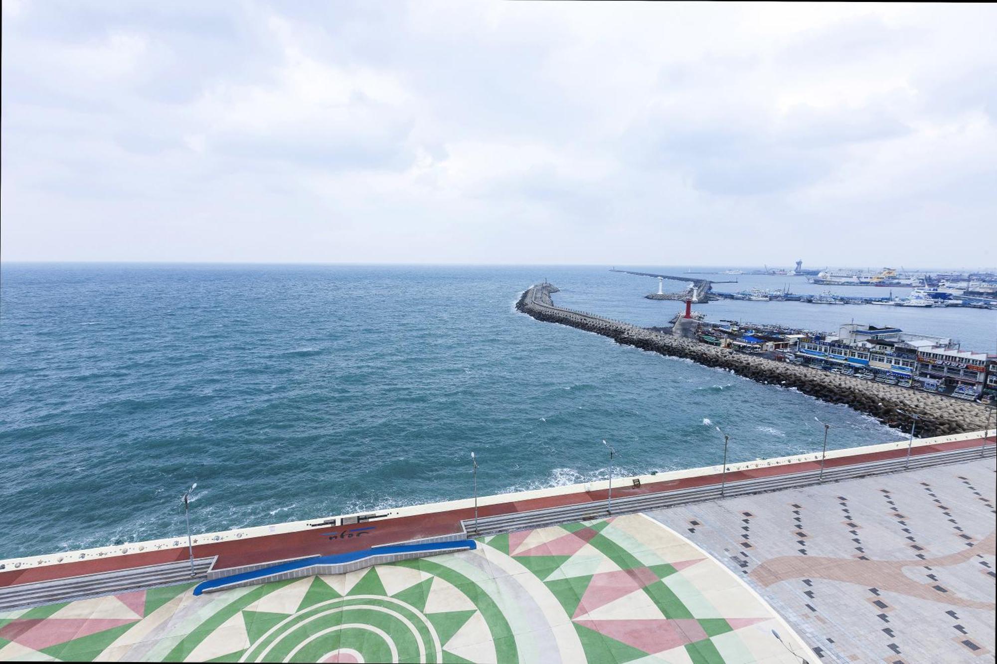 Hotel Regent Marine The Blue Jeju Bagian luar foto